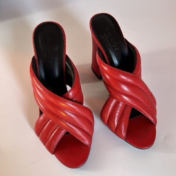 GUCCI Red block heel Sandals - Picture 2 of 11